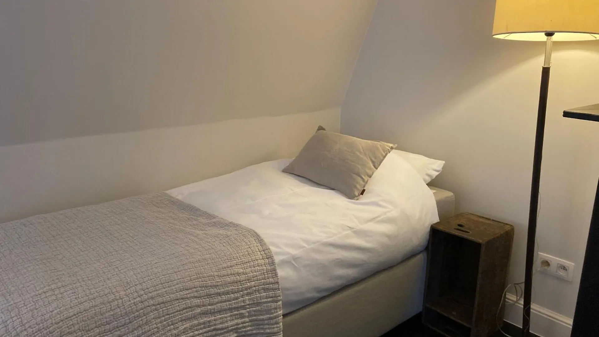 Couette-café Chateau Fort Lapin Familiekamer 1 Bruges Belgique